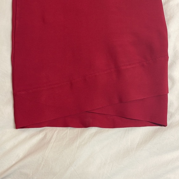 BCBGMAXAZRIA Red racerback bodycon dress - Picture 6 of 6